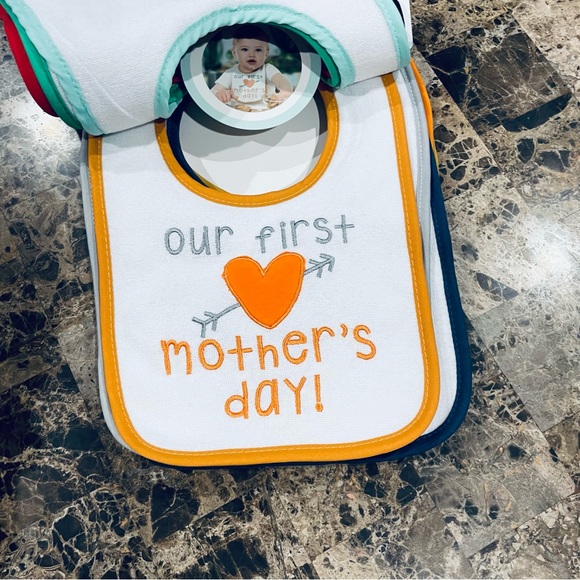 New Baby bib photo set for holidays - Picture 4 of 8